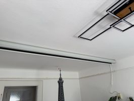 Écran de projection rétractable blanc 300cm largeur