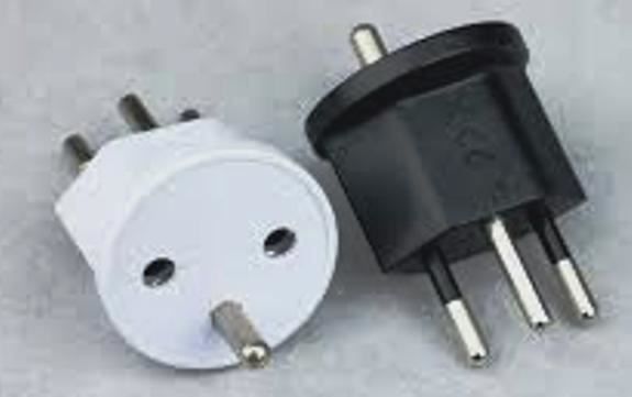 Laufwerke & Adapter: 10 Stück Permanent-Adapter Schuko auf CH 9x schwarz 1x weiss – Neu und originalverpackt aus St. Gallen von schnaeppchen-preise 1
