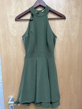 Kurzes Kleid olivgrün Neckholder rückenfrei neuwertig