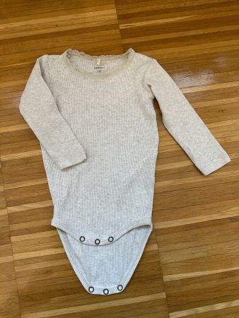 Body gerippt Name it, Gr 68, sehr guter Zustand