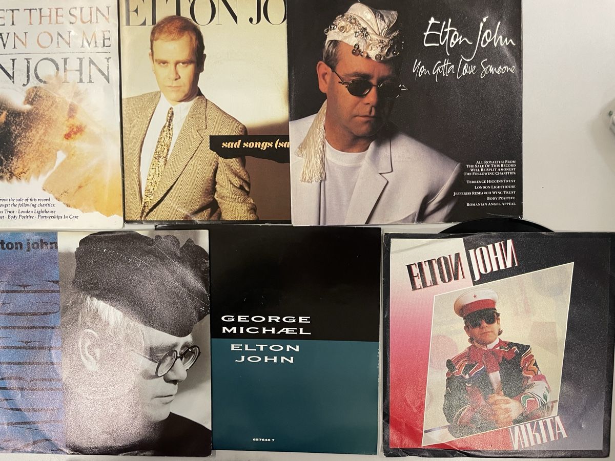 Dischi in vinile: Lot 9 vinyles  45 T ELTON JOHN – Usato da Le Grand-Saconnex venduto da sav_dfj7 2