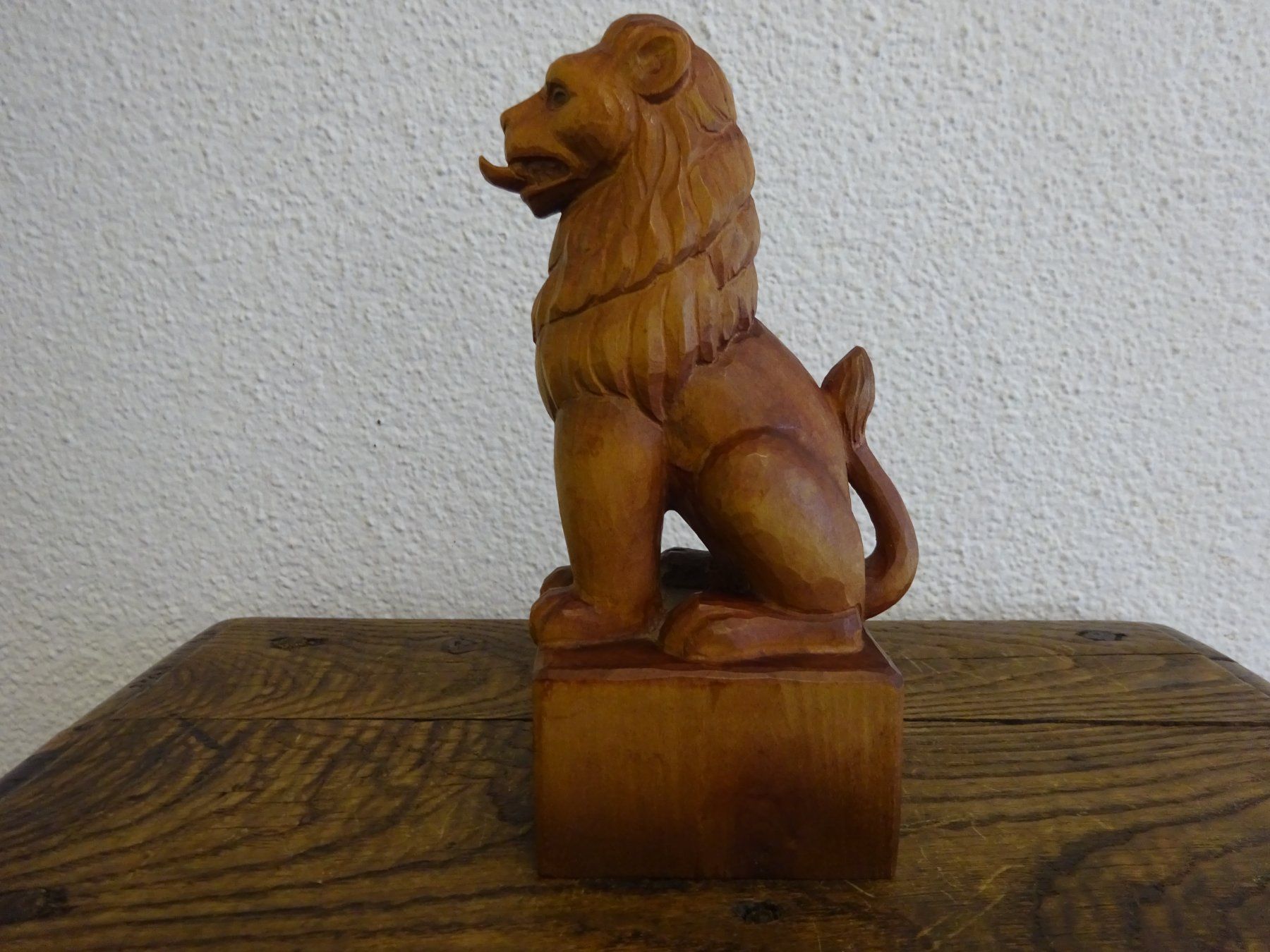 Sculture & Statue: Kloten Leu / Curling / Huggler – Usato da Esslingen venduto da eintagammeer 4
