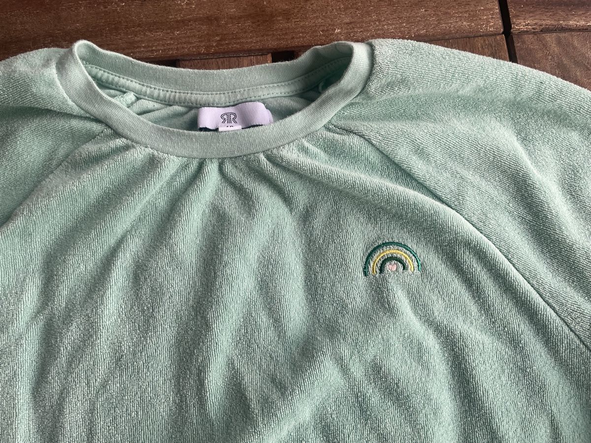 La Redoute Pulls et sweat-shirts: Frottee Pullover mintgrün Grösse 12A Regenbogen La Redoute  – D'occasion à Bern par brup 2