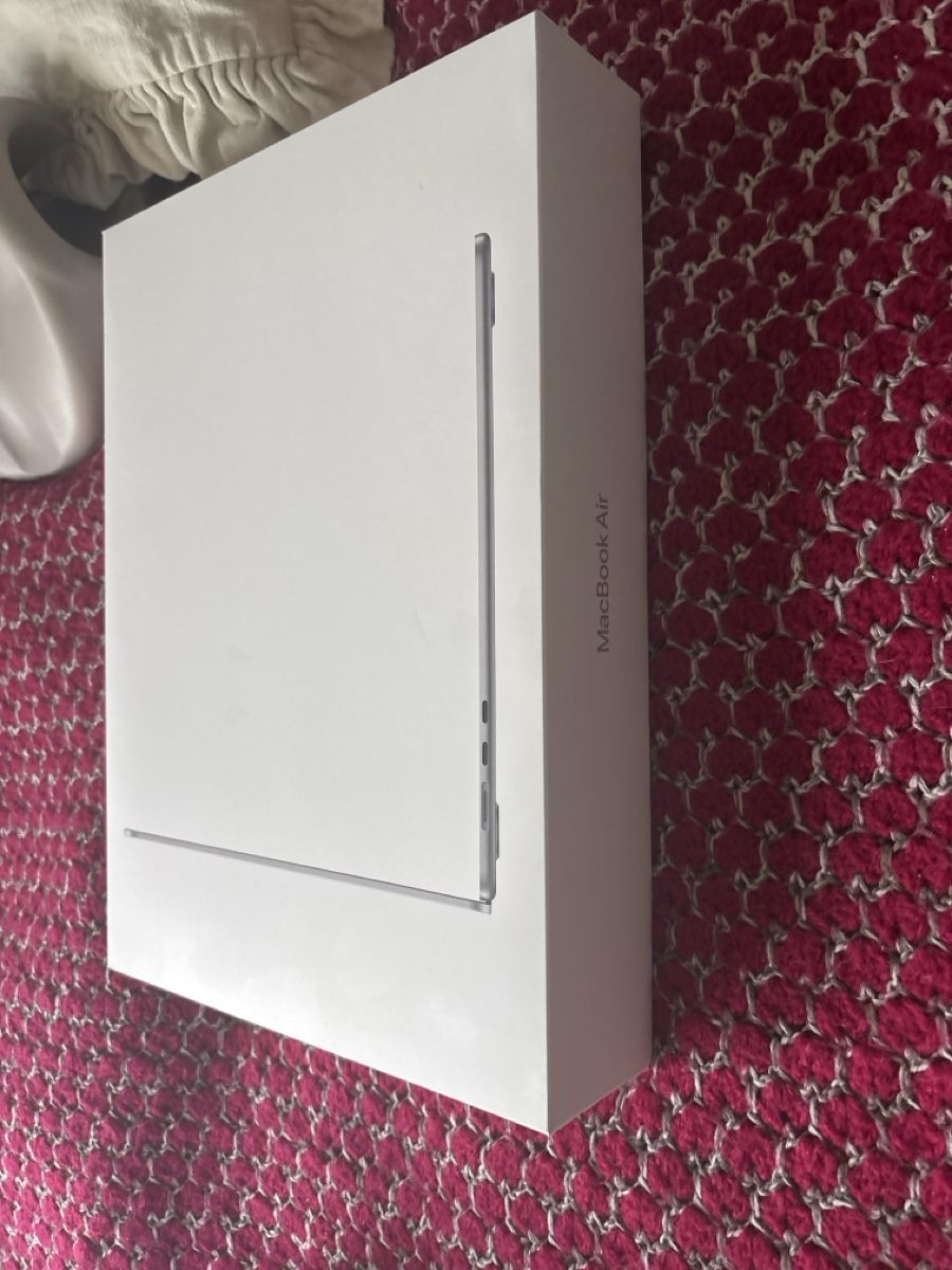 Apple Notebooks: Mac book air 15 pouces 2023 – Neu (gemäss Beschreibung) aus Villars-sur-Glâne von len_blr2 7