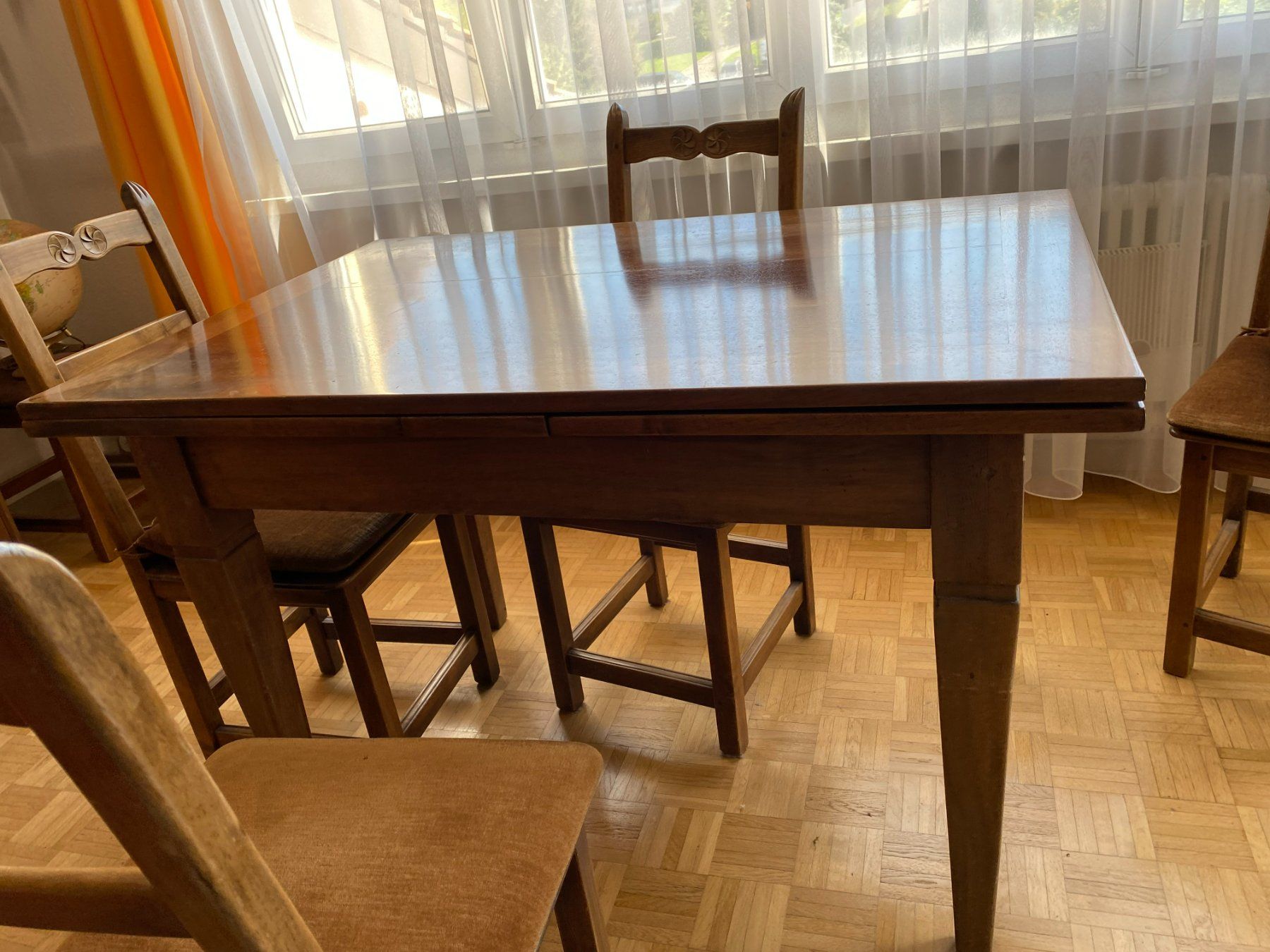 Tische: Tisch – Gebraucht aus Luzern von hkuenzler01 2