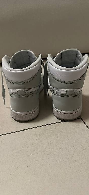 Herrenschuhe: Nike Jordan 1 High 36.5 – Gebraucht aus Thalwil von giulia123_ 3