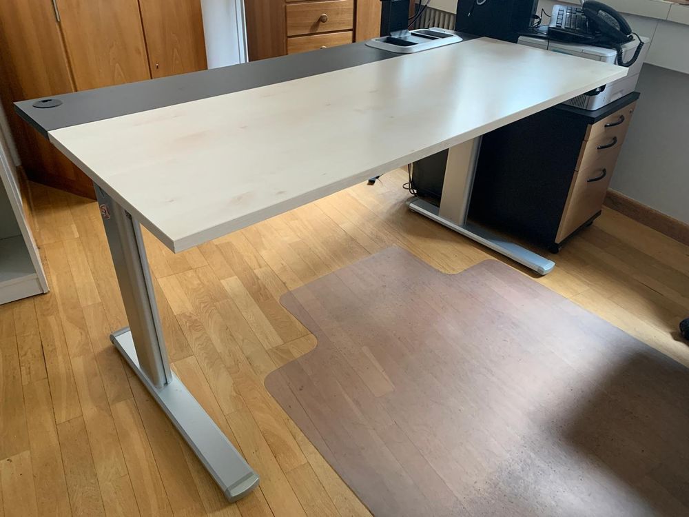 Schreibtisch Elektrisch Hohenverstellbar Gebraucht