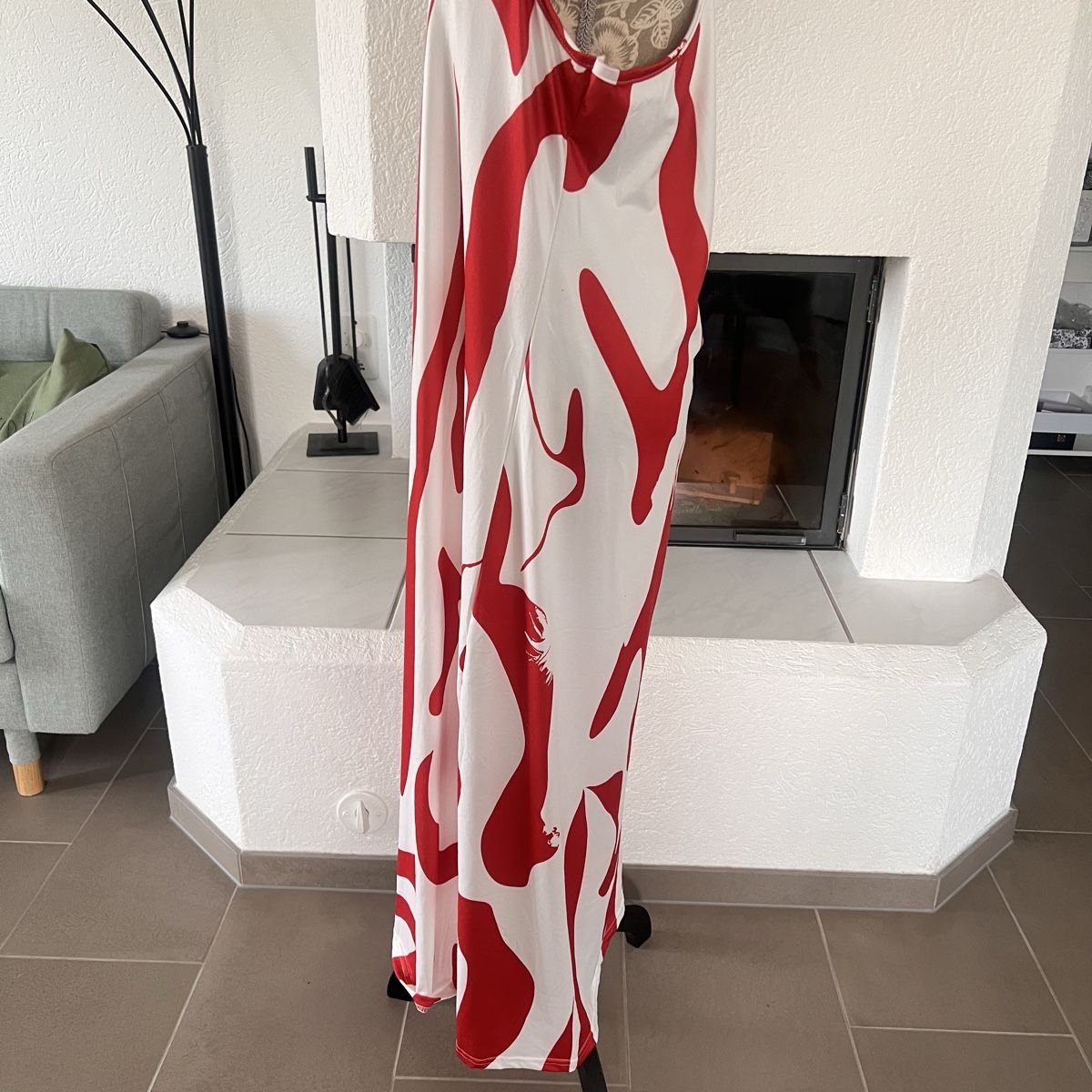 Robes: Langes Kleid weiss-rot Gr. XL – Neuf (Voir description) à Seon par Sunny-Schmuck78 2