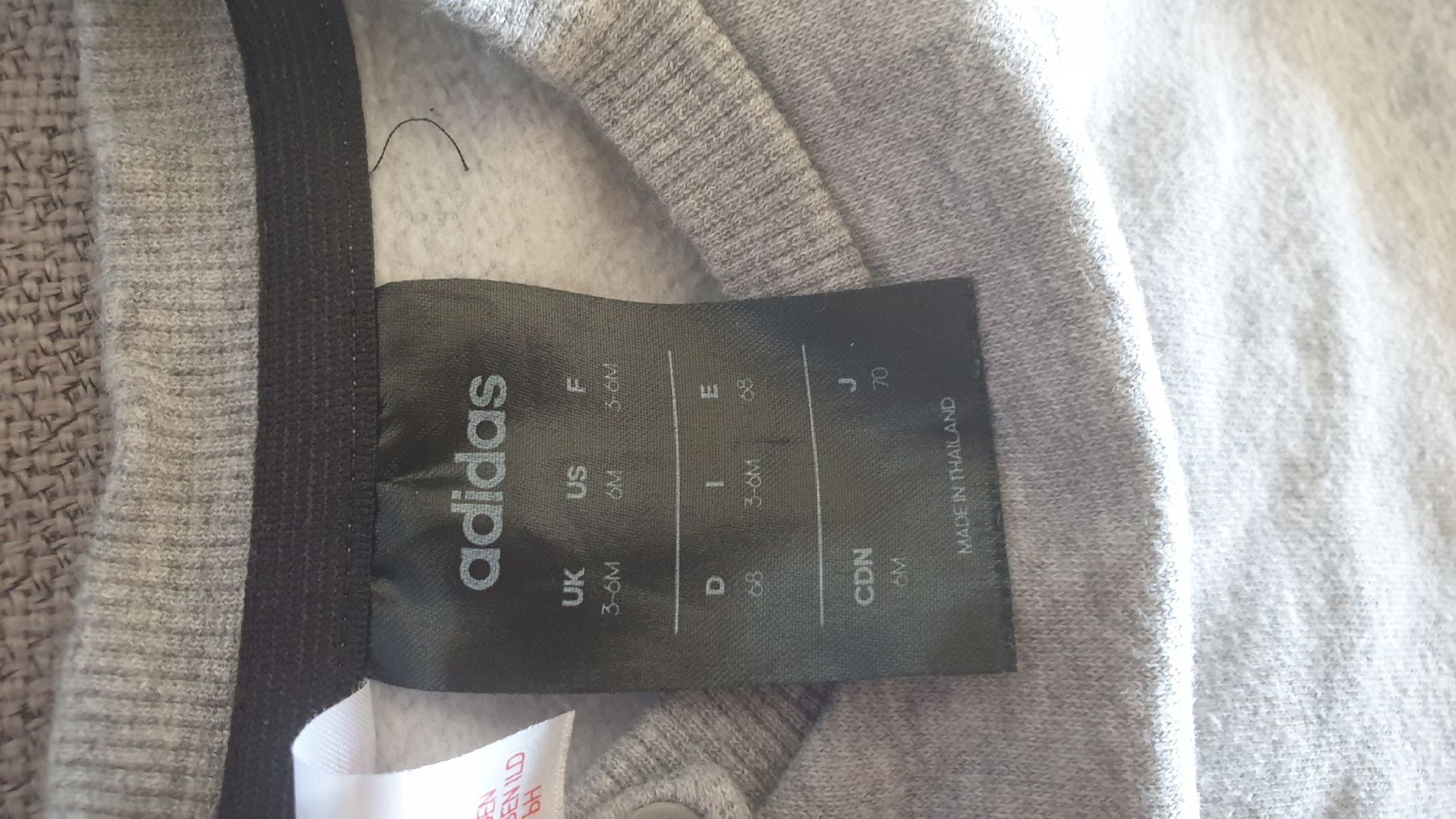 Adidas Ensembles coordonnés: Ensemble Adidas gris/noir taille 68 cm – Neuf (Voir description) à Montana par ade_6nvz 1