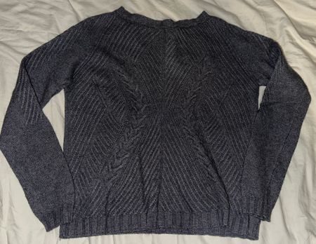 Dunkelgrauer Strickpullover mit Zopfmuster, Grösse M