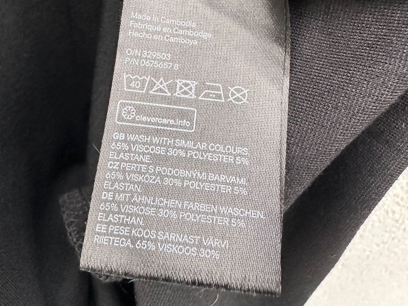 H&M Vestiti: 2x Kleid schwarz Grösse 3XL – Usato da Tannay venduto da naxos66 6