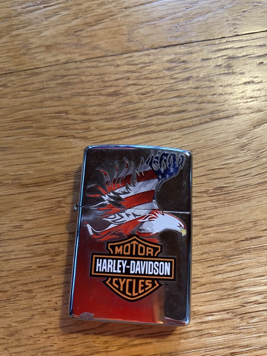 Zippo Accendini: Zippo originale Harley Davison – Usato da Locarno venduto da mpa_22mh