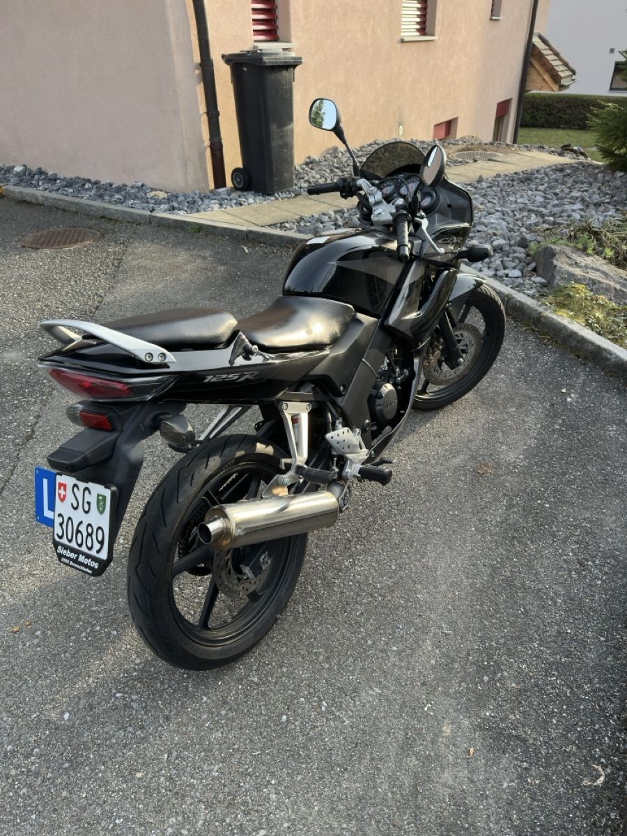 Route: Honda CBR 125 – D'occasion à Uznach par fis_h59t 3