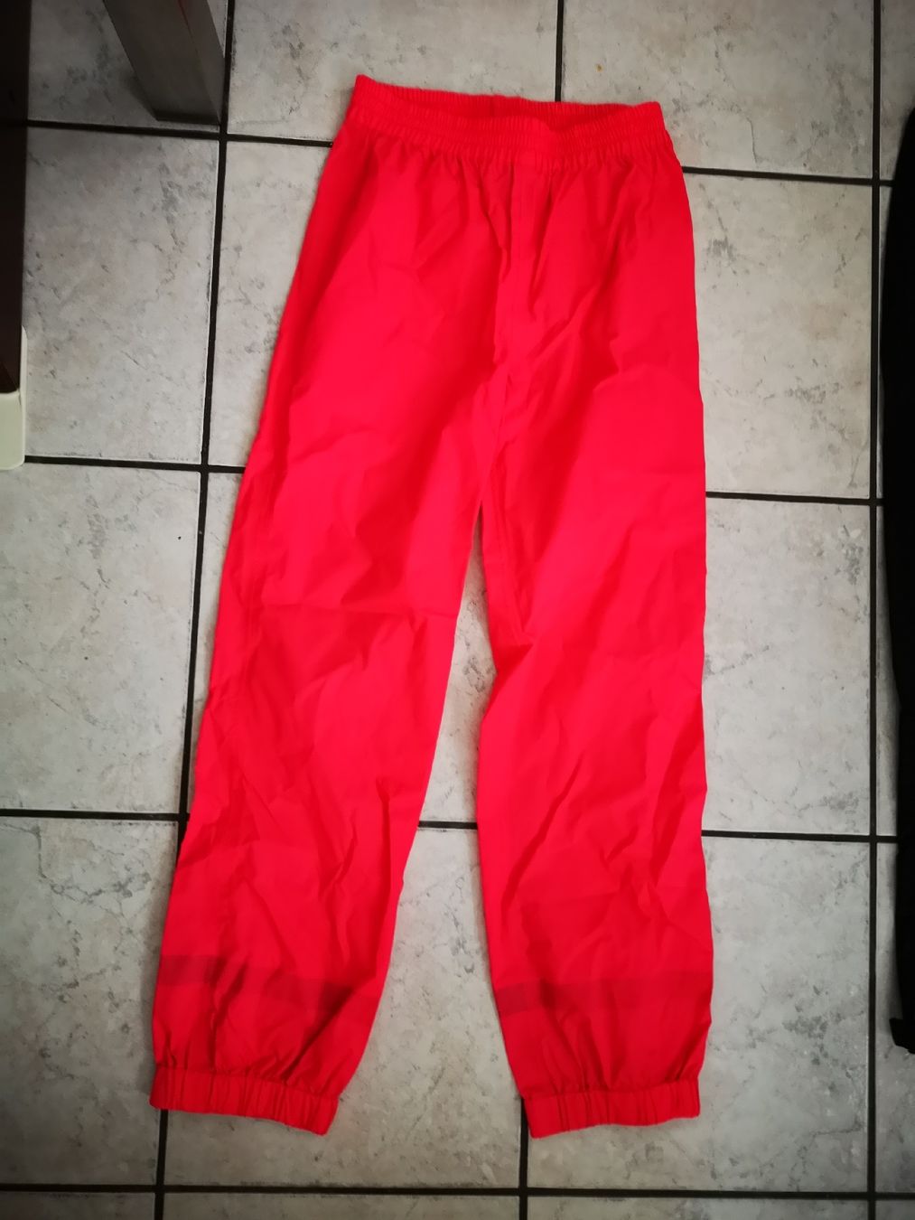 46 Nord Hosen: 46 Nord Regenhose pink , Grösse 152 – Gebraucht aus Sevelen von gsandax