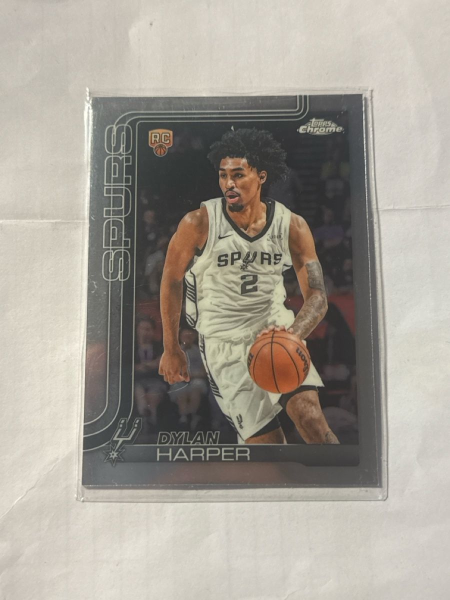 Topps Cartes à collectionner: 2025-26 Topps Chrome Base #252 Dylan Harper RC Spurs – Neuf (Voir description) à Baar par sp7ni