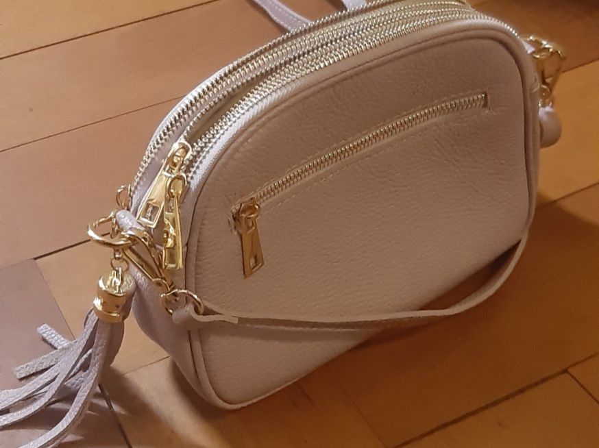 Sacs femmes: LEDER Tasche – Neuf avec emballage d'origine à Zürich par Venecia25 5
