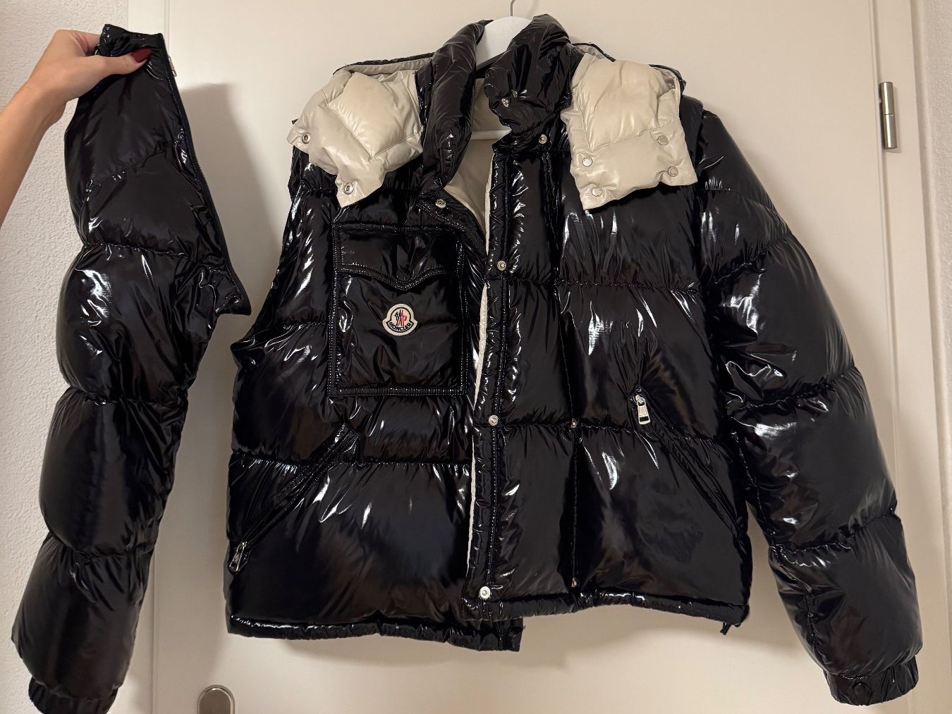 Moncler Giacche: Moncler Karakorum wandelbare Daunenjacke – Usato da wallisellen venduto da Niccii 6