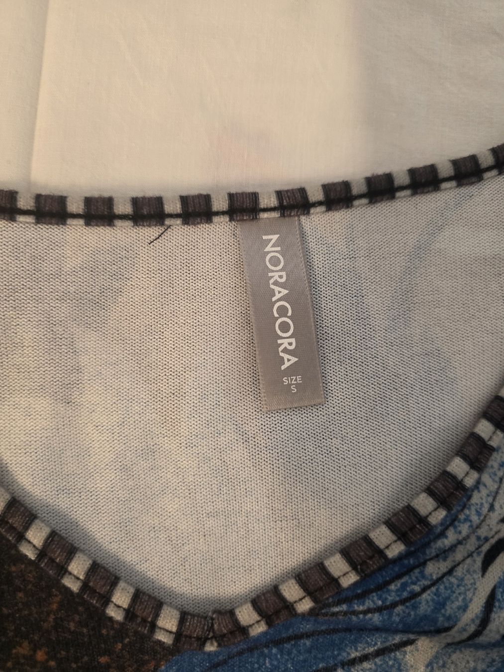 Kleider: Robe Noracora – Gebraucht aus Forel (Lavaux) von jon_565n 3