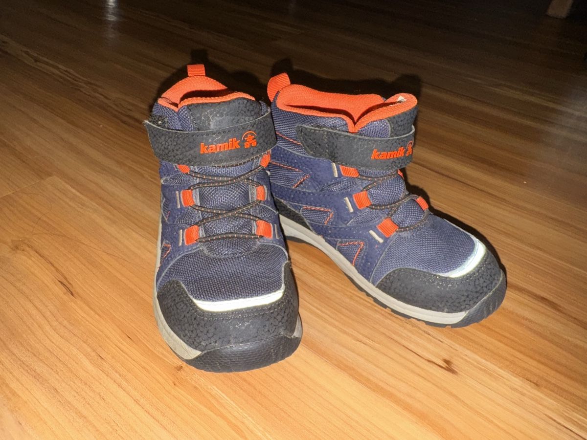 Kamik Scarpe per ragazzi: Kamik Kinder Winterschuhe 26 – Usato da Rümikon AG venduto da kar_8vy5 1