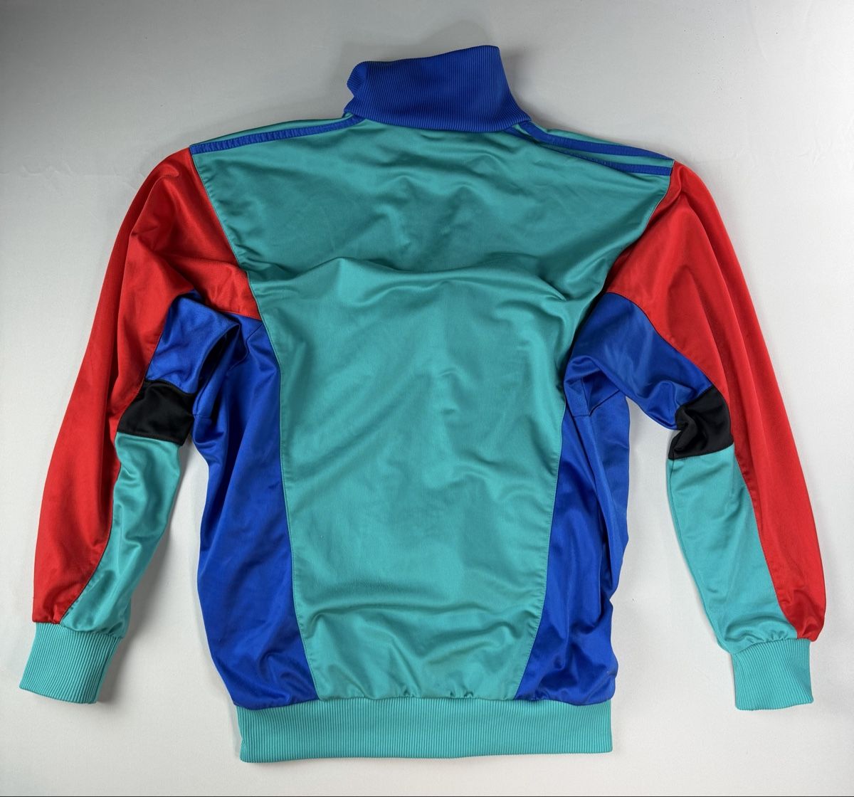 Adidas Giacche: Veste Adidas vintage - Style unique! – Usato da Vessy venduto da _Callidus_ 1