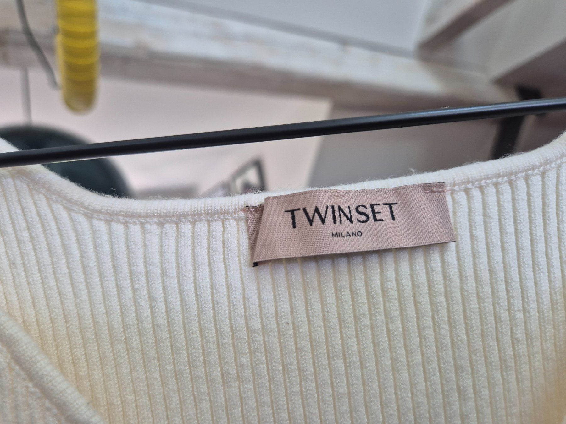 Twinset Top: Twinset body size S/M – Usato da Zürich venduto da monadiederich 2