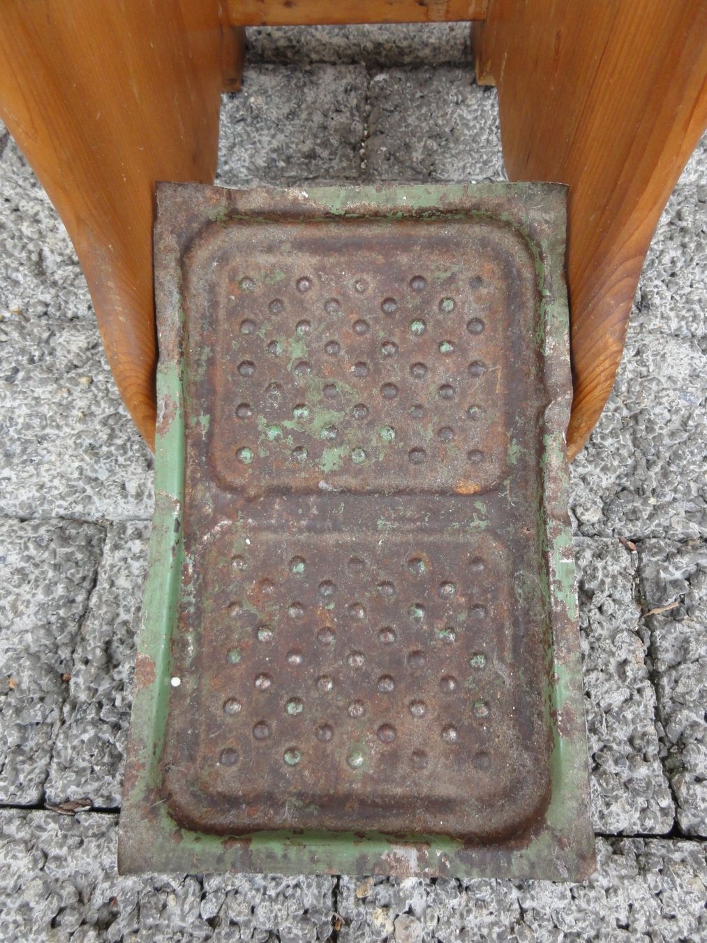 Altri mobili per ufficio: Regenschirmständer aus Holz, Vintage – Usato da Wohlen AG venduto da Flusslauf 6