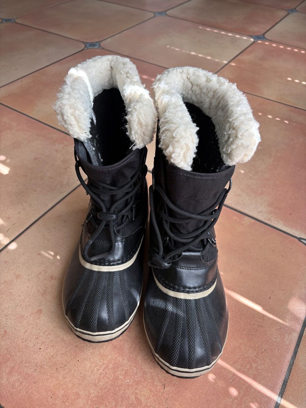 Sorel Chaussures hommes: Sorel Winterstiefel Grösse 39 – D'occasion à Wetzikon ZH par Youna01