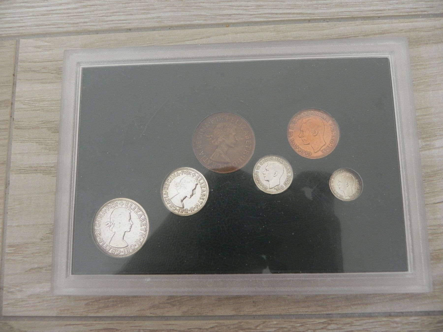 Tutti le monete: Australien Pre Decimal Coins - mit 4 Silber Münzen – Usato da Biel/Bienne venduto da Gogolozi 4