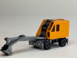 EB- Wiking Schaufelbagger mit Rädern chromgelb