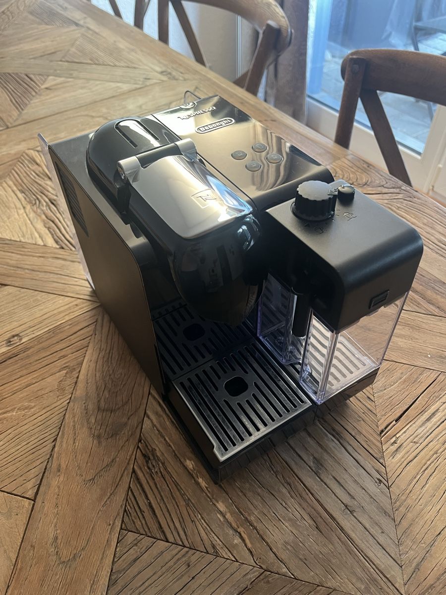 De'Longhi Macchine per caffè & Macchine per espresso: De Longhi Nespresso Maschine – Usato da Bremgarten b. Bern venduto da Buell1200 1