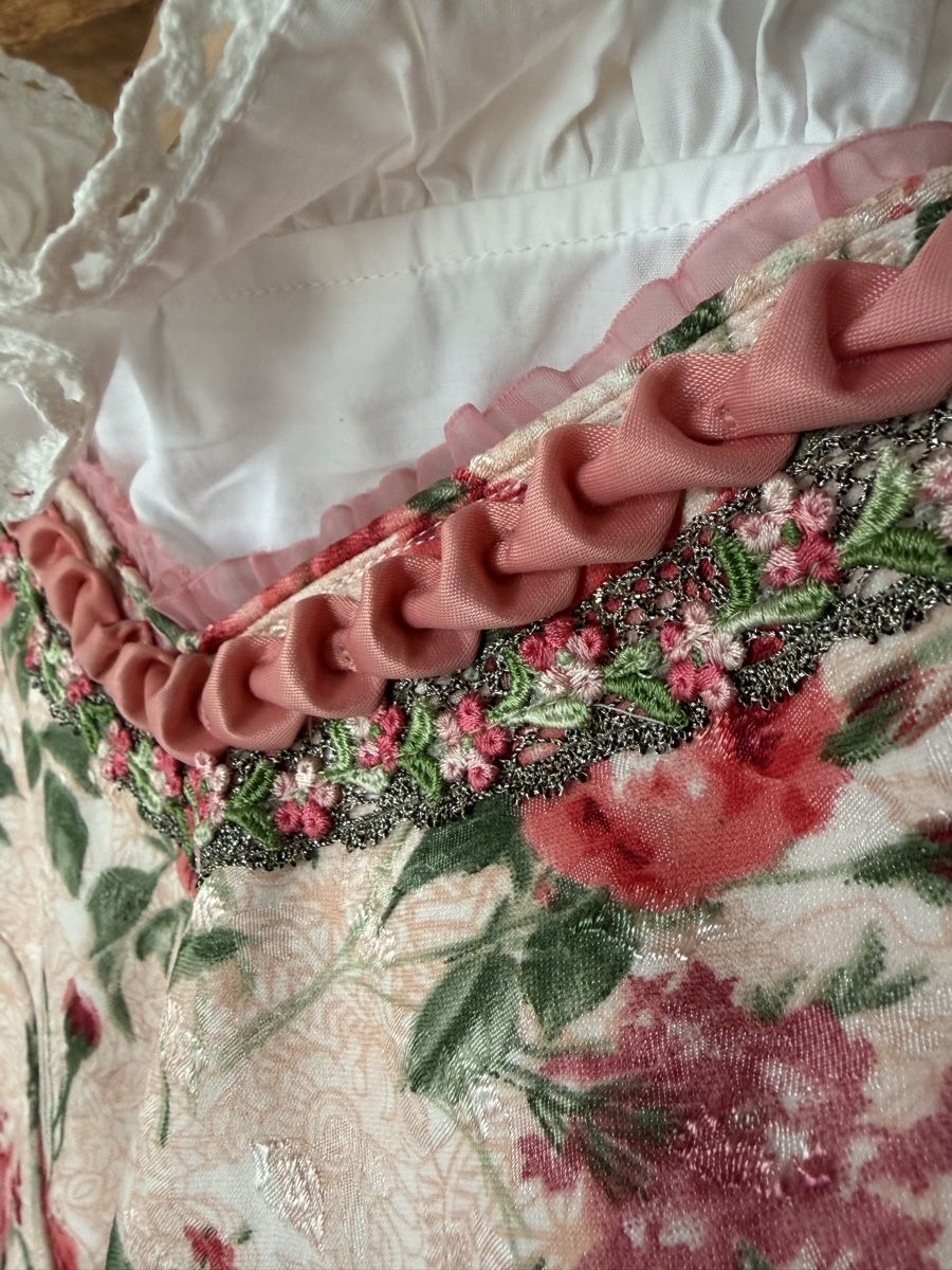 Kleider: Dirndl mit Blumenmuster von Stockerpoint - neuwertig – Neu (gemäss Beschreibung) aus Römerswil LU von mr-max11 7