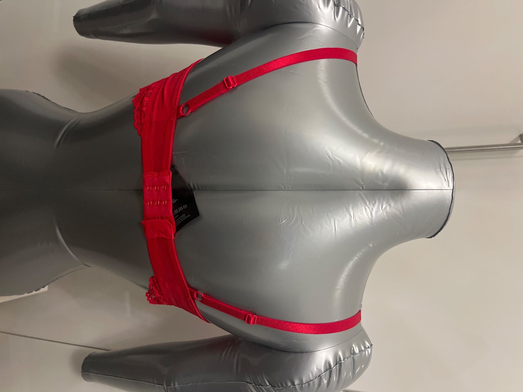 H&M Altra biancheria intima: BH 85B – Usato da Weiach venduto da LemonJuice1995 1