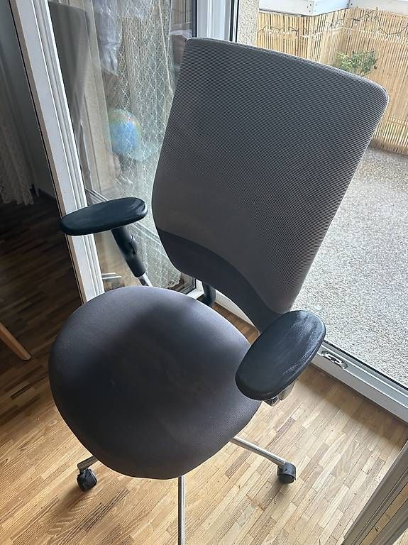 Sedie: Bürostuhl Vitra – Usato da Villars-sur-Glâne venduto da AllisonGina