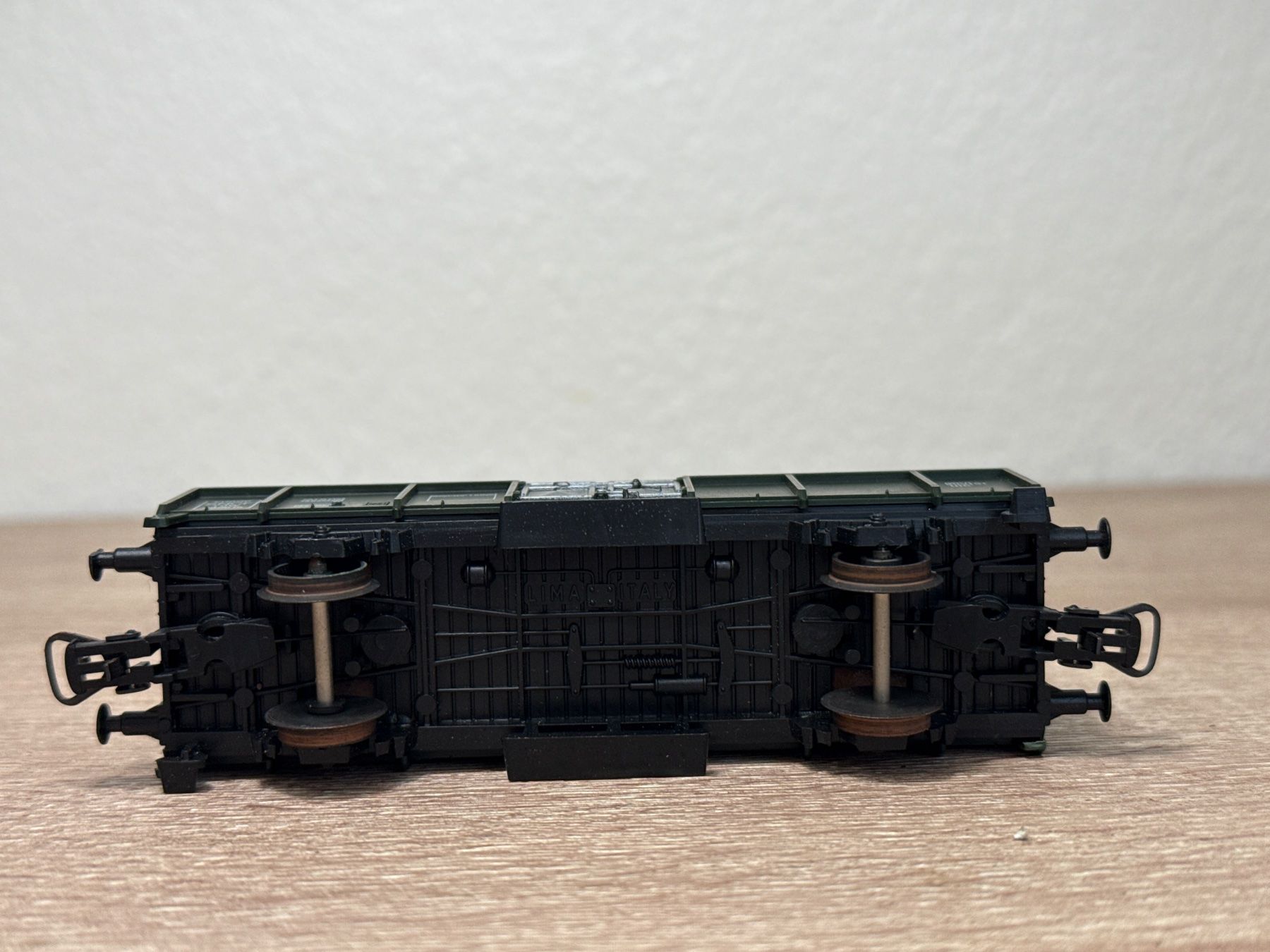 Lima Modellini di ferrovie: Lima Güterwagen SNCF H0 (214) – Usato da St-Aubin-Sauges venduto da tantome 4