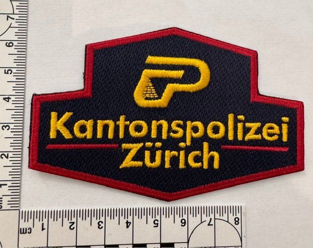 Plaketten & Abzeichen: 1 Polizei Abzeichen Kantonspolizei Zürich – Neu (gemäss Beschreibung) aus Zürich von Policepatch