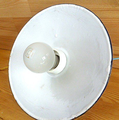 Lampade: Hof-, Keller-, Stall-, Stubenlampe – Usato da Effretikon venduto da Heimstudio 3