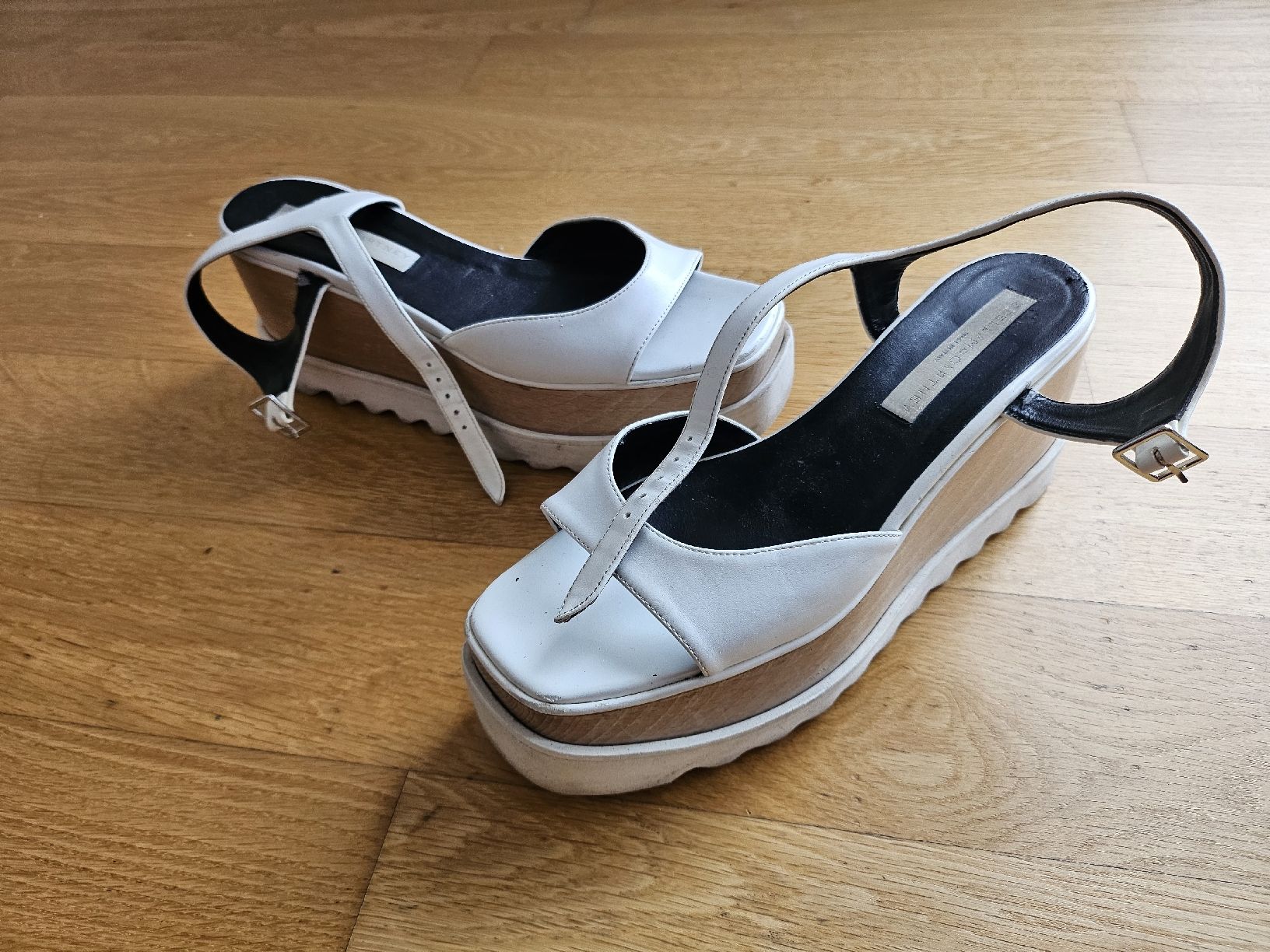 Stella McCartney Scarpe da donna: Stella McCartney sandal white 39 weiss – Usato da Männedorf venduto da eli_y5vn 4
