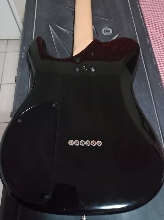 Strumenti musicali: Peavey Steve Cropper Made in USA – Usato da Locarno venduto da upe_5swg 4