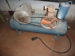 Grosser Kompressor