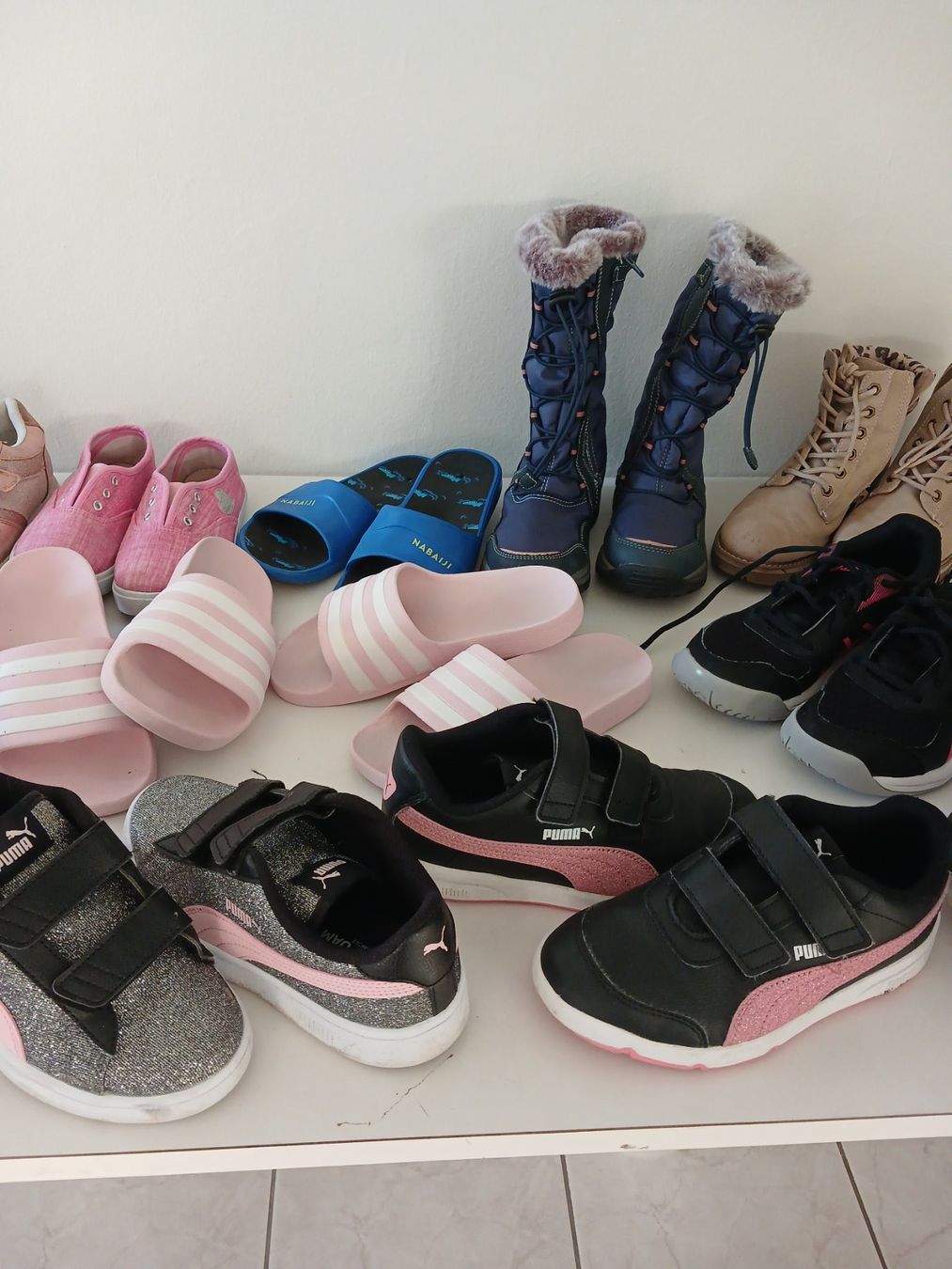 Chaussures filles: Schuhpaket Grösse 33 – D'occasion à Brissago par lucabell 2