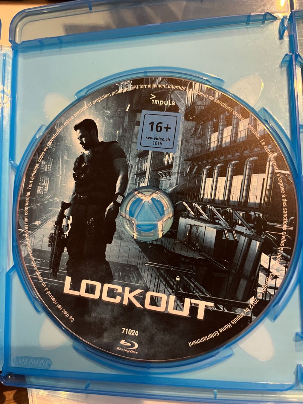Tutti i DVDs: Lock Out (2012, Guy Pearce, Blu-ray) – Usato da Vevey venduto da zecollector 2
