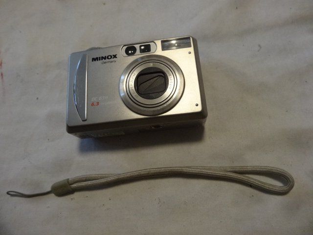 Minox Kamera: MINOX DC 6311 DIGITAL KAMERA--NICHT LÄÜFT – Gebraucht aus zürich von ahmad01 1