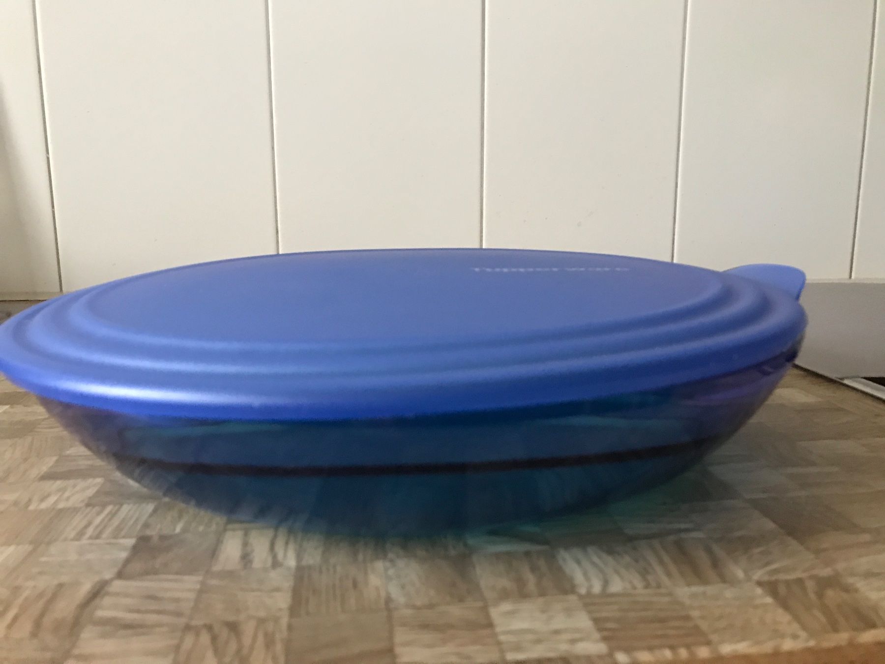 Tupperware Contenitori & Simili: Tupperware  grosse Servierschale mit Deckel – Usato da Birmensdorf ZH venduto da Hilhan 2