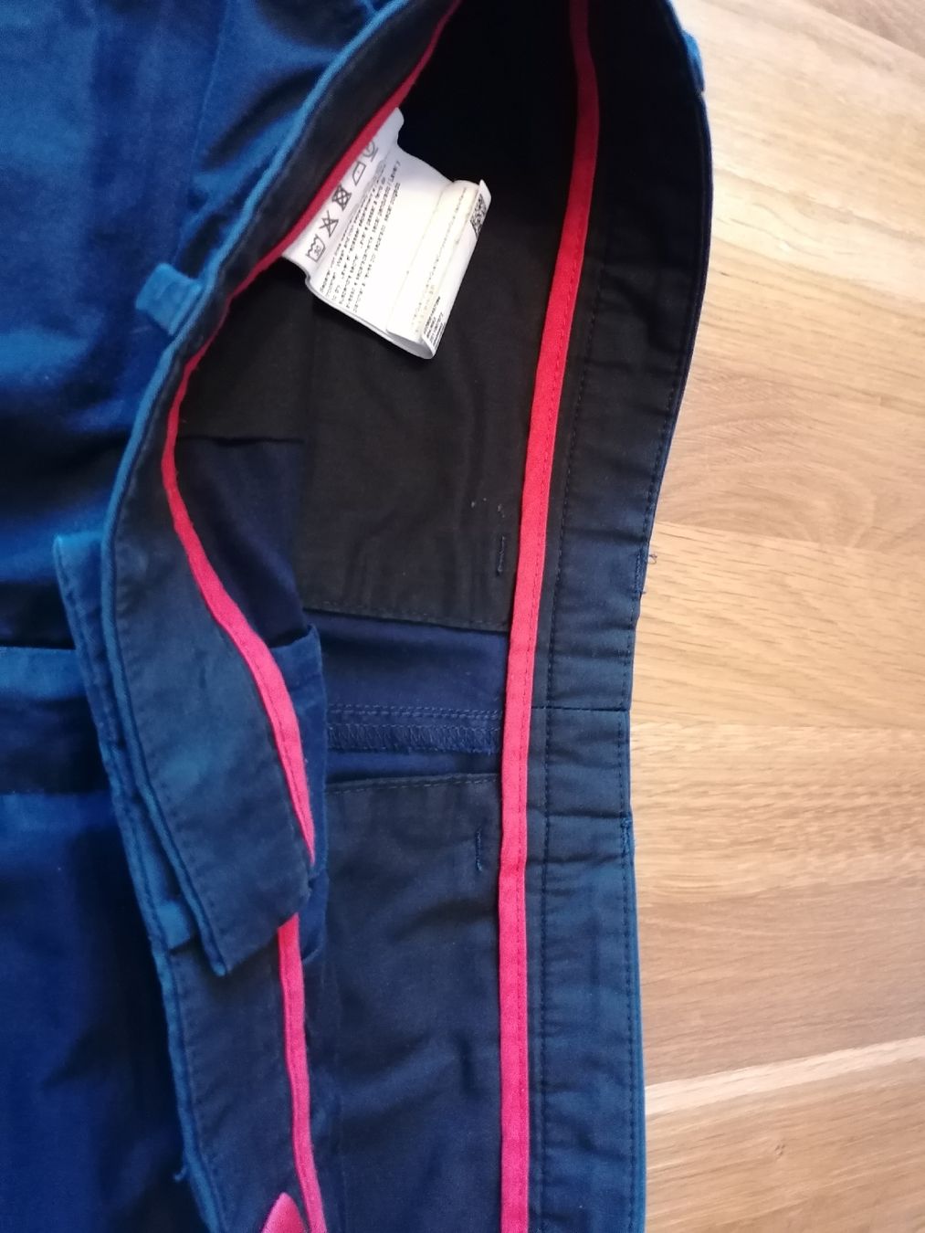 Pantaloni: Hosen Hugo Boss  – Usato da Adliswil venduto da Romanista1927 4