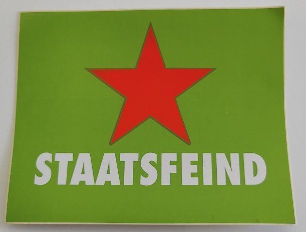 Sticker: Staatsfeind  (Aufkleber, PVC) – Nuovo e nell'imballaggio originale da Wilen b. Wollerau venduto da morethanmusic