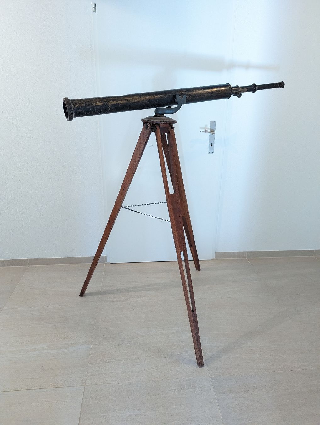 Telescopi: antikes Teleskop – Difettoso da Meilen venduto da Heritage8