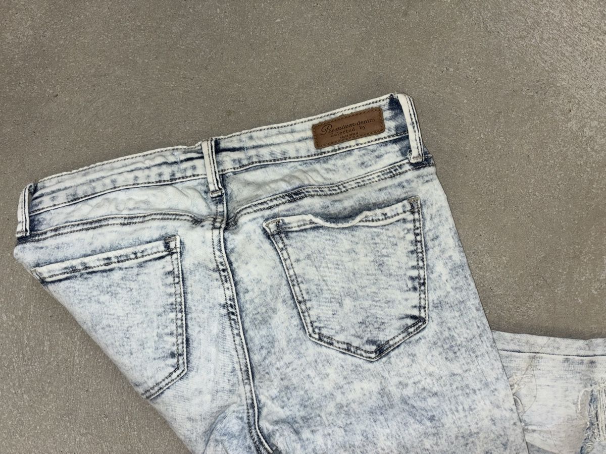 Tally Weijl Jeans: Tally weijl jeans – Usato da Itingen venduto da jessi811 2
