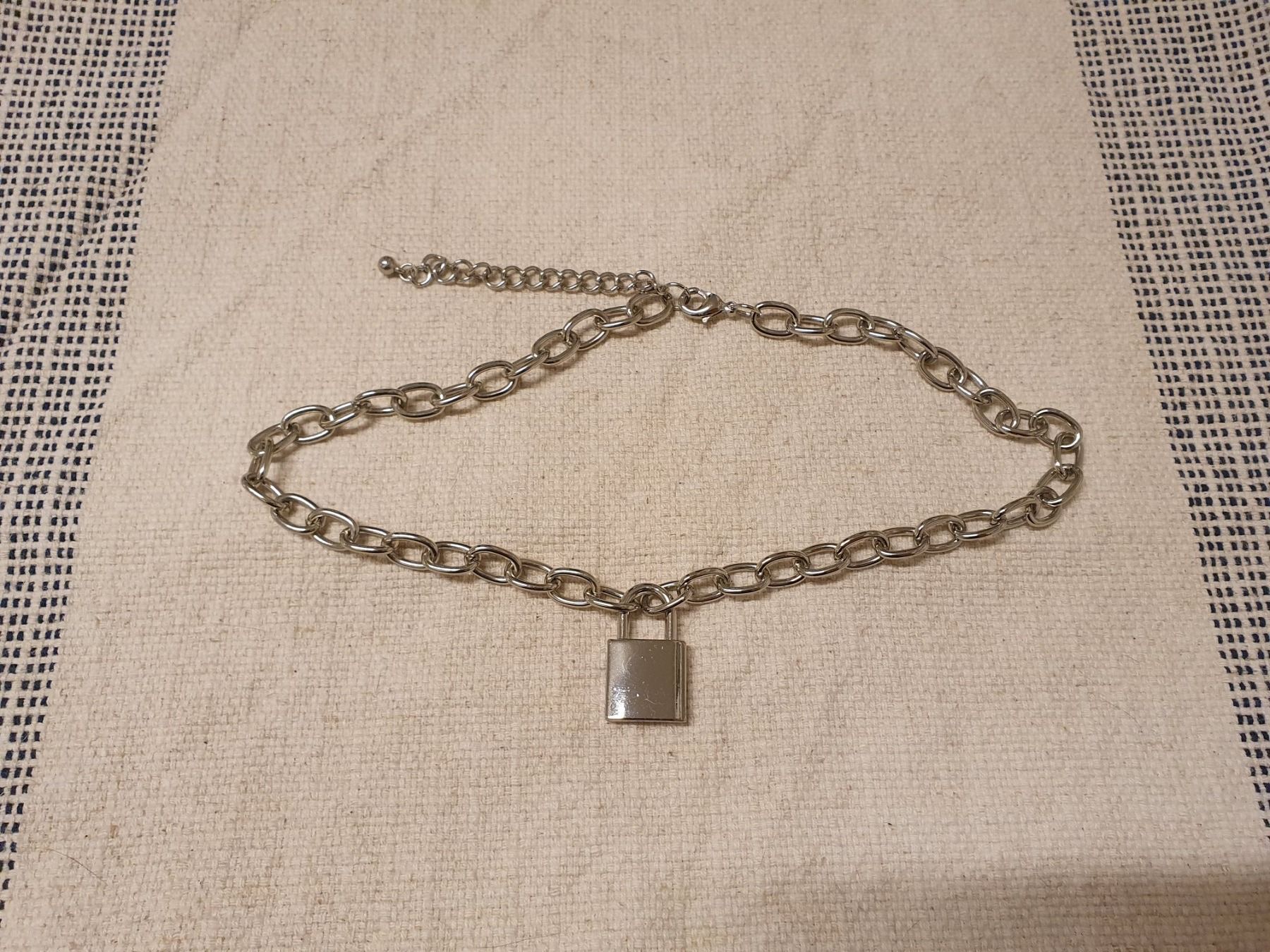 H&M Catenine: H&M Collana con lucchetto – Usato da Langnau am Albis venduto da dav_n72f 1