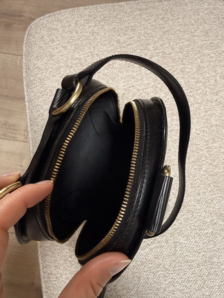 Louis Vuitton Zaini: Louis Vuitton Mabillon backpack, cuir Épi. Comme neuf! – Nuovo (secondo la descrizione) da Monnaz venduto da MDVintage 4