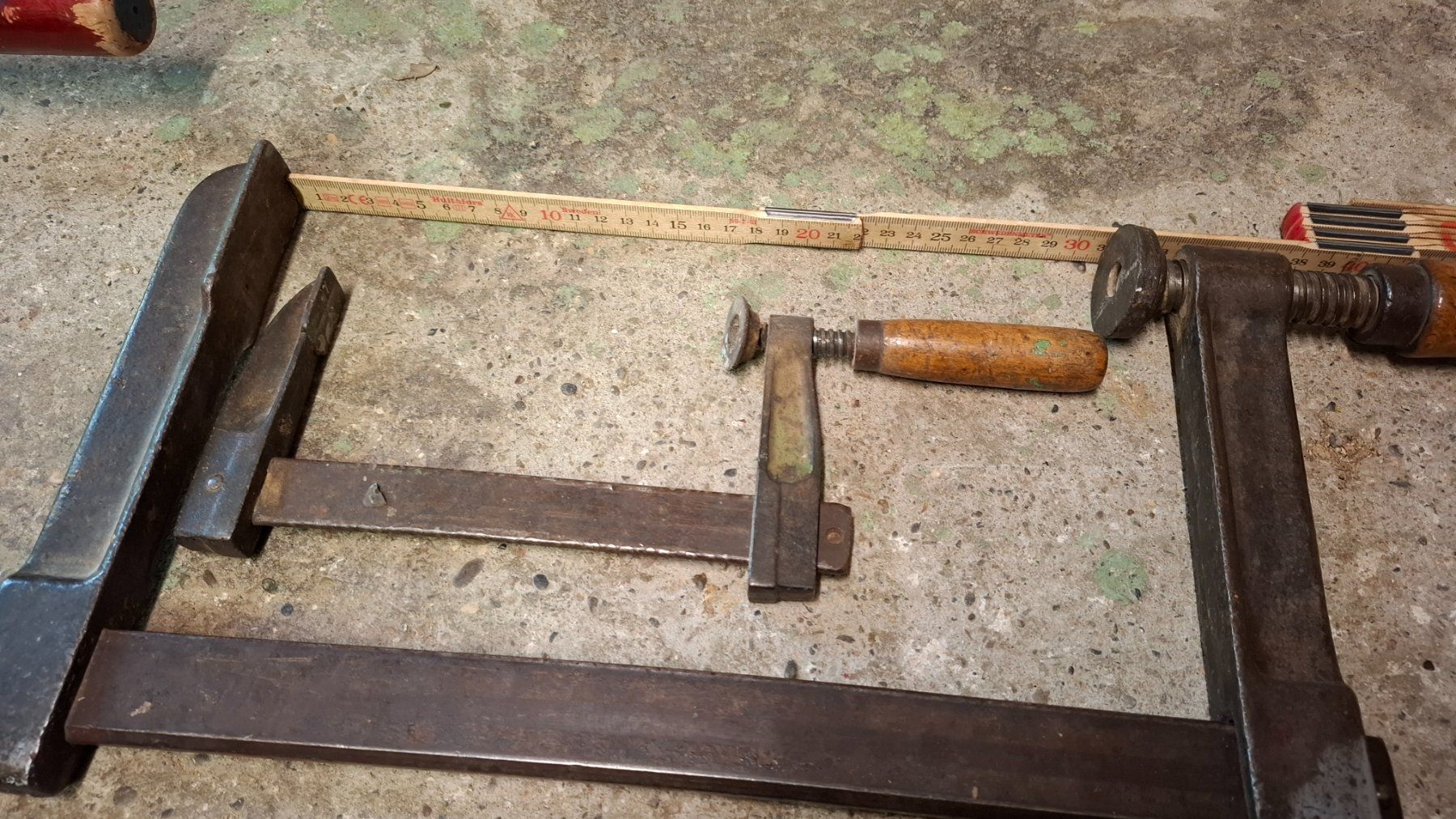 Tutti gli attrezzi: Schraubzwingen – Usato da Bottmingen venduto da Schreinerei_Nix_GmbH 2